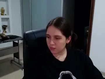 Ariaa_doll  live sex cam