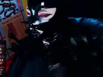 Crazypinkyball  live sex cam