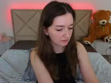Cyrenaluxe  live sex cam