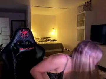 Dandykatty  live sex cam
