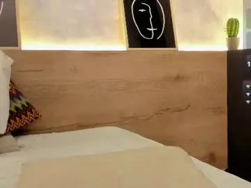 Daniela_oliver  live sex cam