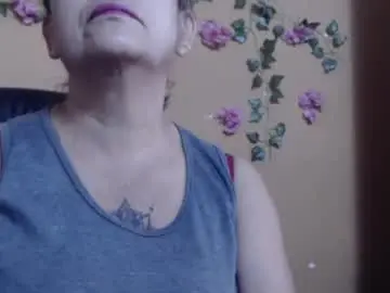 Hellensextits  live sex cam