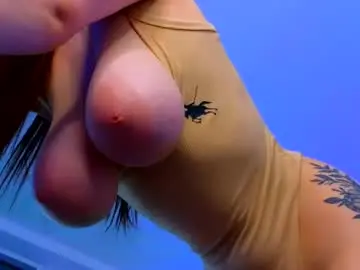 Hotbustybabex  live sex cam