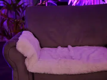 Hotbustybabex  live sex cam