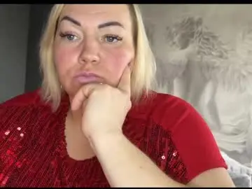 Karina_skyy  live sex cam