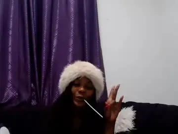 Khaleesi7777777  live sex cam