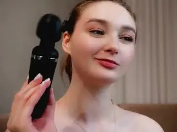 Linalure  live sex cam