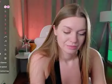 Lovellalipss  live sex cam