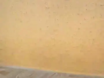 Mammy31  live sex cam