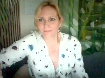 Velka_raspberry  live sex cam