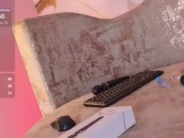 Bella_moonlight_cr  live sex cam