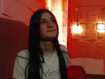 Caritoluna_  live sex cam