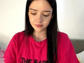 Chiekodavanzo  live sex cam