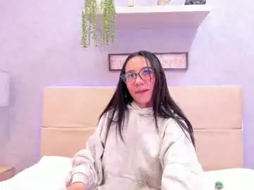 Cristal_jonness  live sex cam