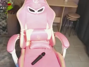 Debratower  live sex cam
