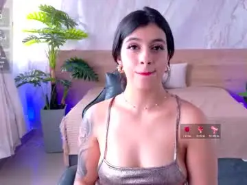 Emily_jones3  live sex cam