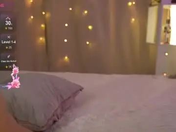 Julescrown  live sex cam