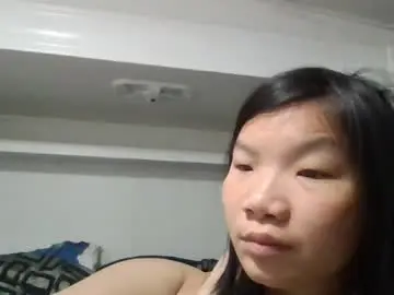 Katzegirl520  live sex cam