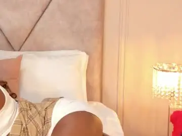 Kyliiecooper  live sex cam