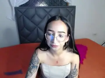 Lindsaywild  live sex cam