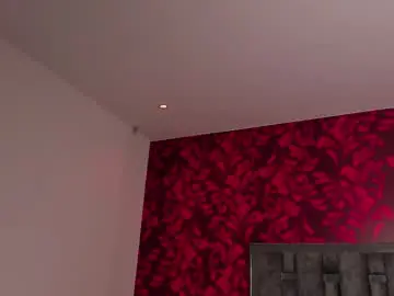 Luciiana_sweet_  live sex cam