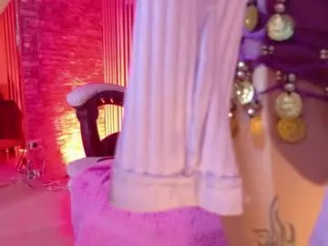Miahernadezpri  live sex cam
