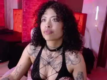 Miahernadezpri  live sex cam