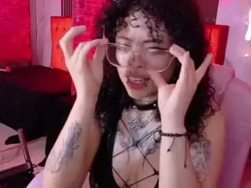 Miahernadezpri  live sex cam