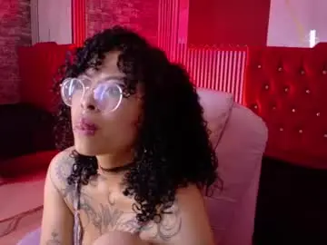 Miahernadezpri  live sex cam