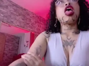 Miahernadezpri  live sex cam