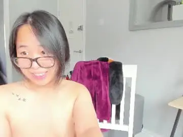 Naughtynerdygirl  live sex cam