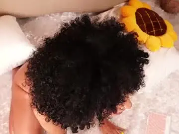 Oshun_25  live sex cam
