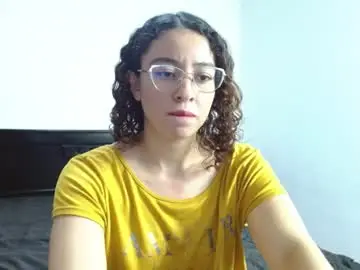 Samy_cute8  live sex cam