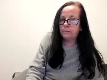 Sassiestpeachgoddess  live sex cam