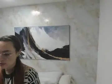 Cloe_amazingg  live sex cam