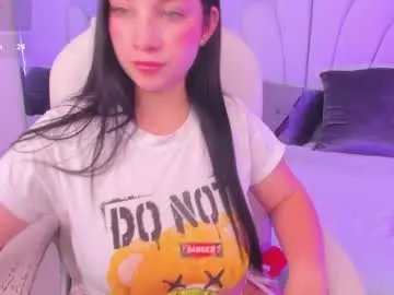 Cloe_weiss  live sex cam