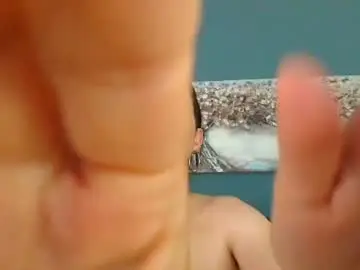 Cristaleyess  live sex cam