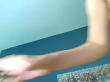Cristaleyess  live sex cam
