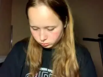 Ellicavel  live sex cam