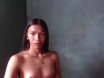 Holyoshirinra69  live sex cam