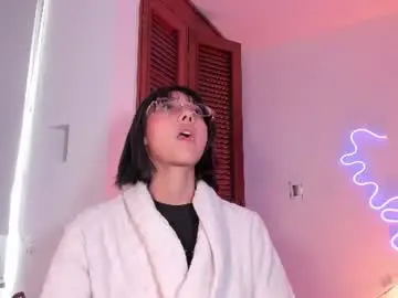 Londonttipton  live sex cam