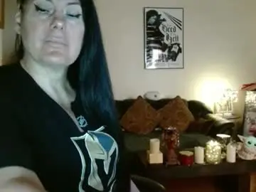 Mandaloriangirlsfight  live sex cam