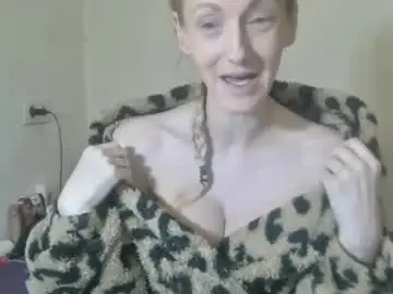 Mistressmilly32  live sex cam