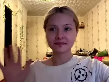 Richellearmentrout  live sex cam