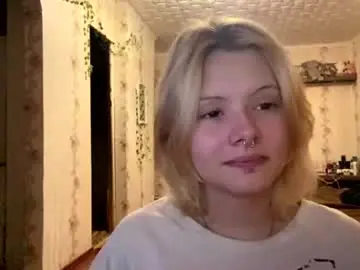 Richellearmentrout  live sex cam