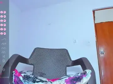 Rouss_sweet  live sex cam