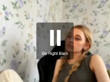 Rusmedium  live sex cam