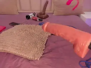 Saryyblakee  live sex cam