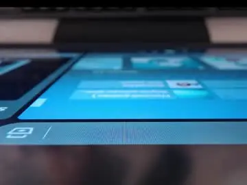 Scamelia  live sex cam