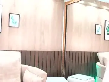 Selenebanks  live sex cam